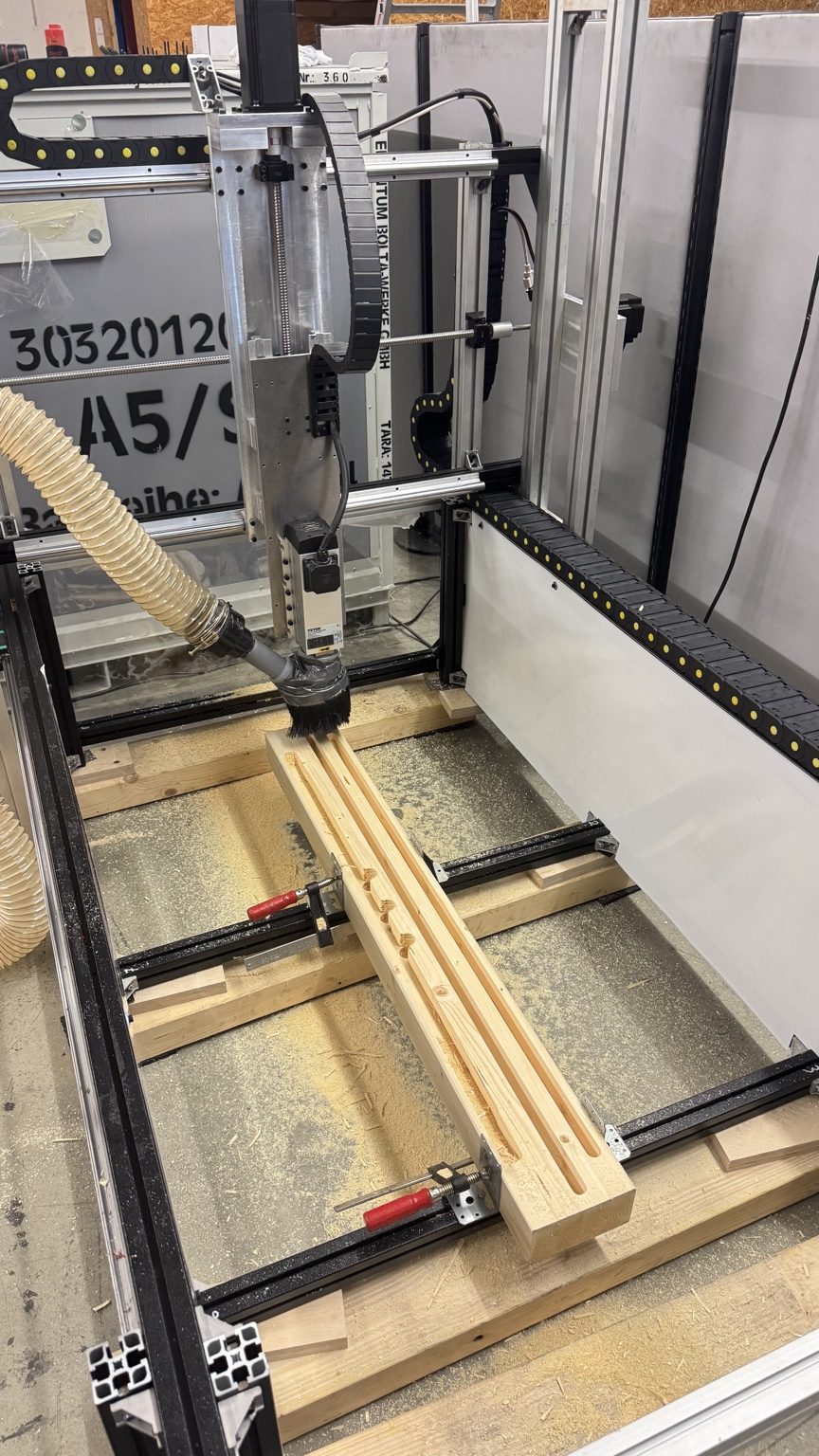 CNC-Bearbeitung des I-FLY Simulators